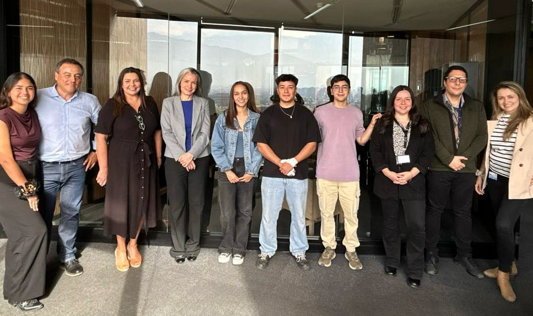Estudiantes UC con Fastpack